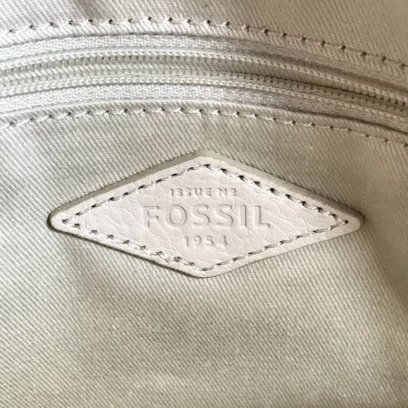 Fossil Vintage Mini Crossbody Pebbled Leather Bag White Tan - Picture 8 of 11